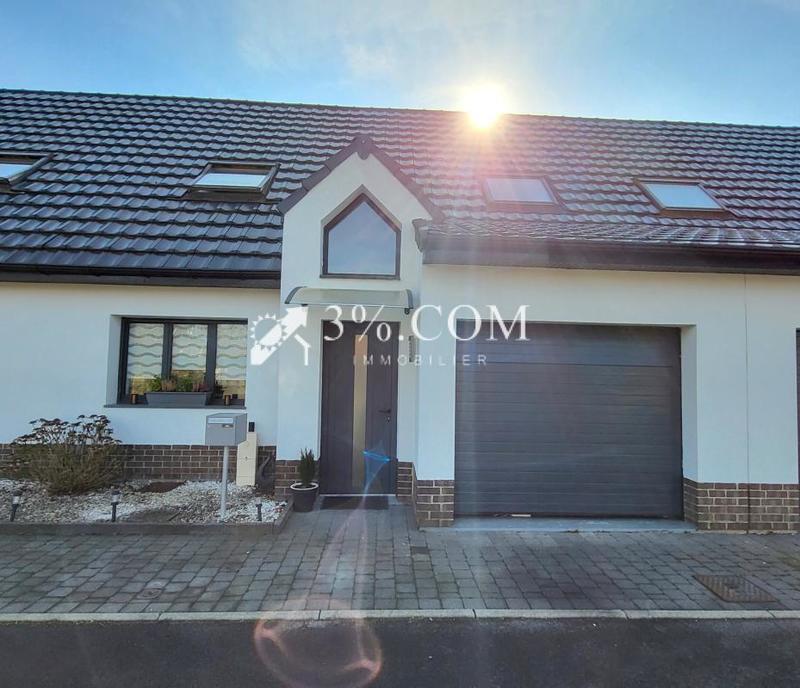 Maison - 84 m² - 4 pièces