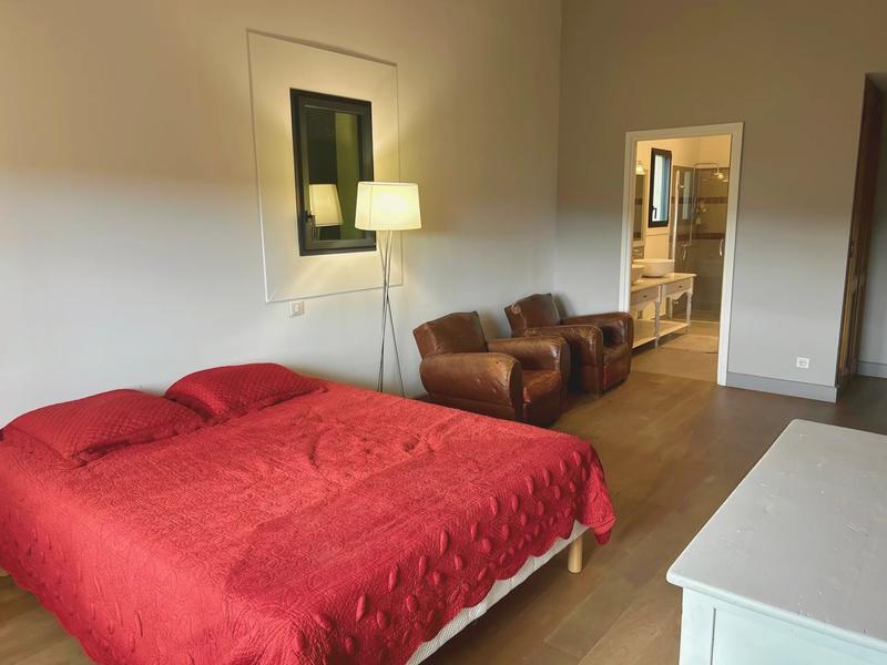 Villa - 280 m² - 8 pièces