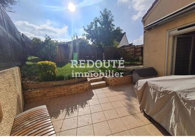 Maison - 101 m² - 6 pièces