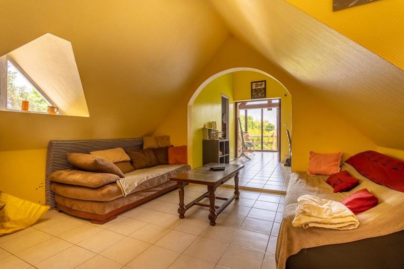 Propriété - 164 m² - 6 pièces