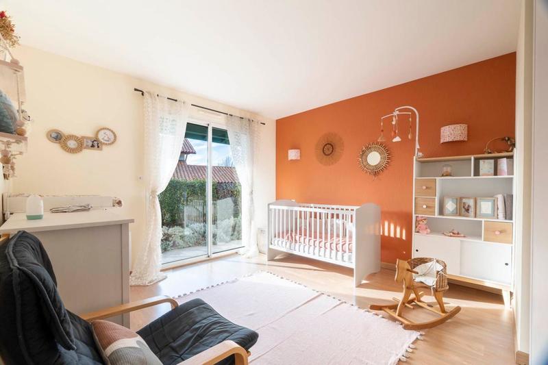 Maison - 240 m² - 6 pièces