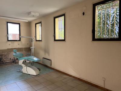 Immeuble - 285 m² - 17 pièces