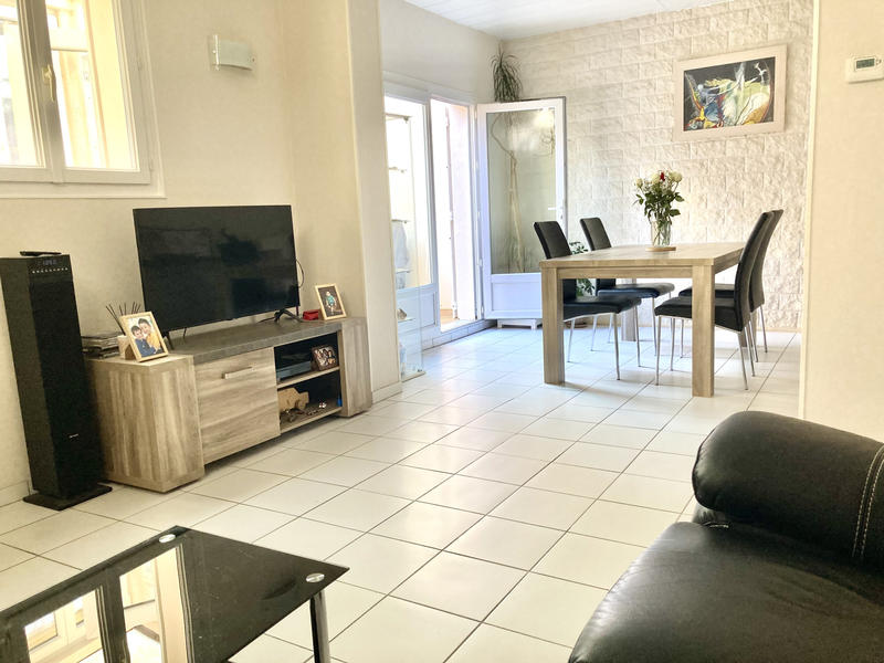 Maison - 91 m² - 5 pièces