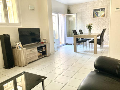 Maison - 91 m² - 5 pièces