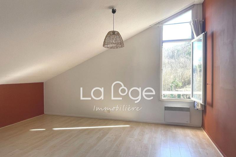 Appartement - 108 m² - 5 pièces
