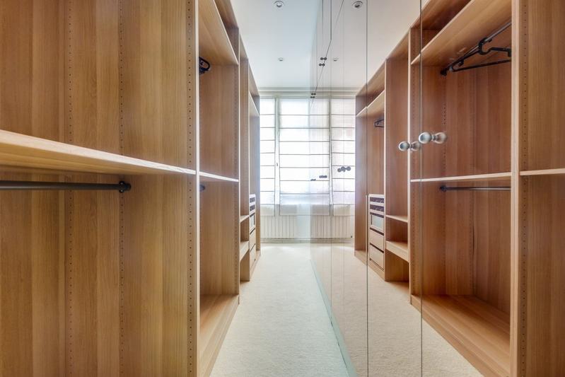 Appartement - 279 m² - 8 pièces