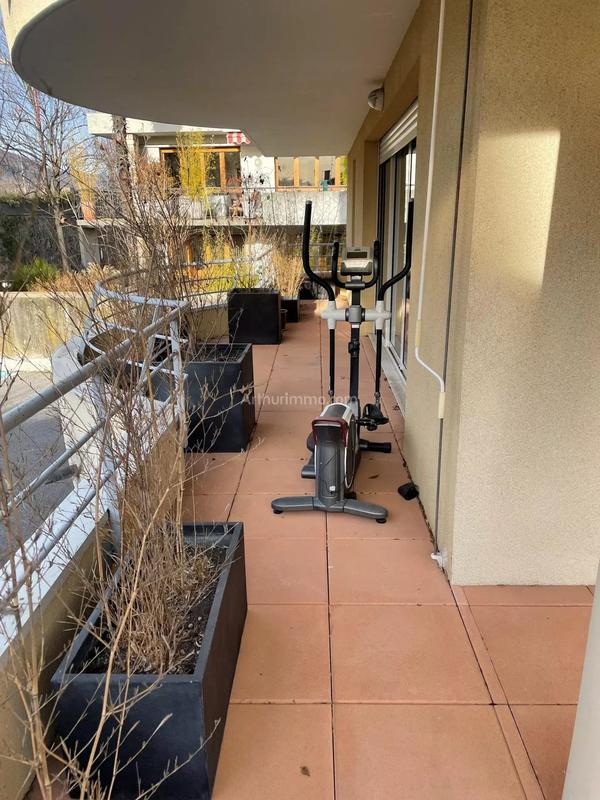 Appartement - 89 m² - 3 pièces