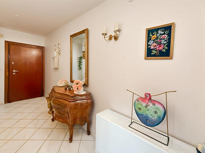 Appartement - 98 m² - 3 pièces