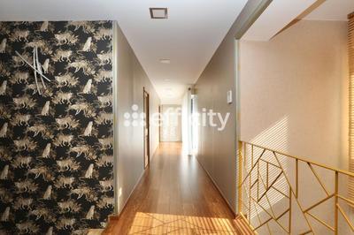 Maison - 220 m² - 7 pièces