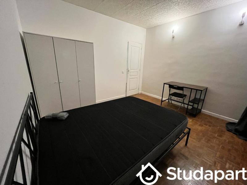 Chambre - 10 m² - 1 pièce