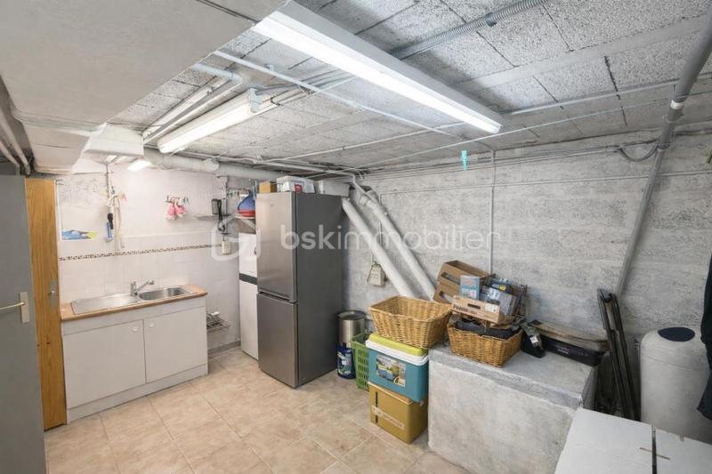 Maison - 139 m² - 8 pièces