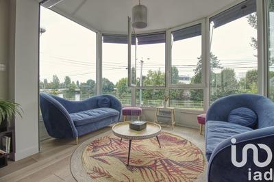 Maison - 232 m² - 9 pièces