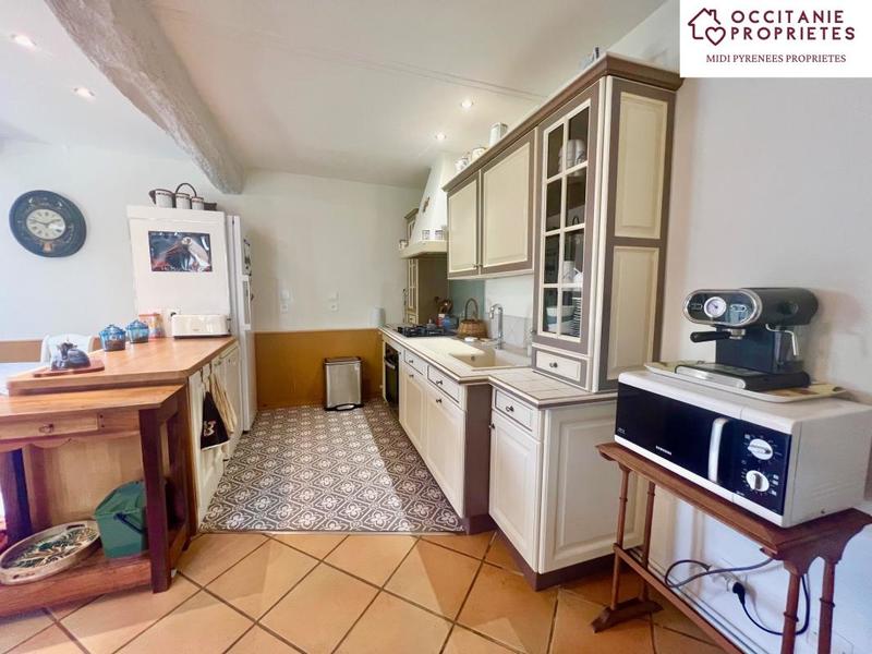 Propriété - 153 m² - 7 pièces