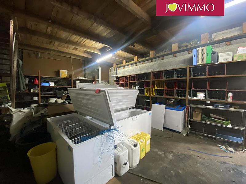 Maison - 335 m² - 16 pièces