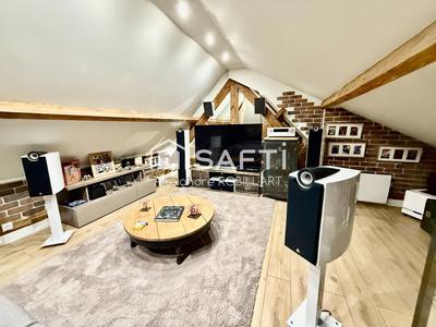 Maison - 210 m² - 8 pièces