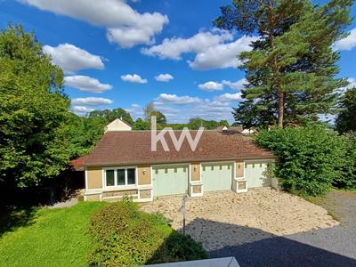 Maison - 222 m² - 9 pièces