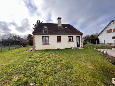 Maison - 111 m² - 6 pièces