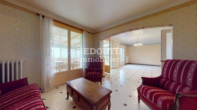 Maison - 148 m² - 6 pièces