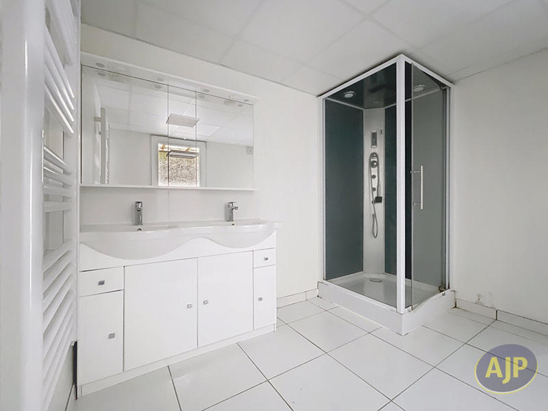 Maison - 60 m² - 3 pièces