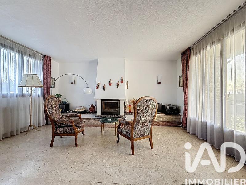 Maison - 145 m² - 8 pièces