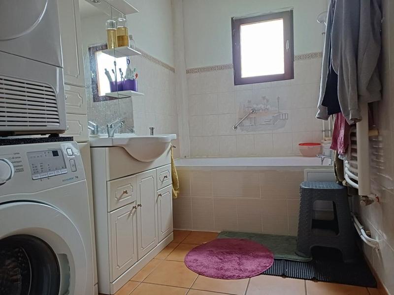 Maison - 98 m² - 6 pièces