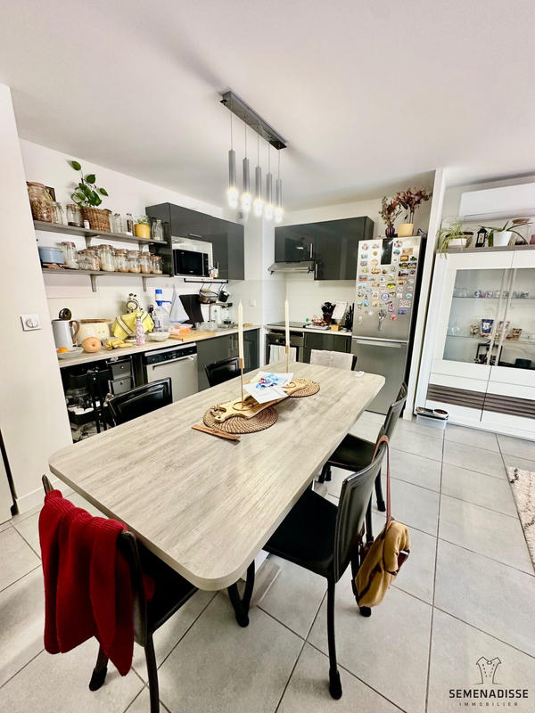 Appartement - 61 m² - 3 pièces