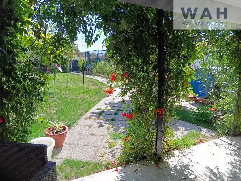 Villa - 200 m² - 8 pièces