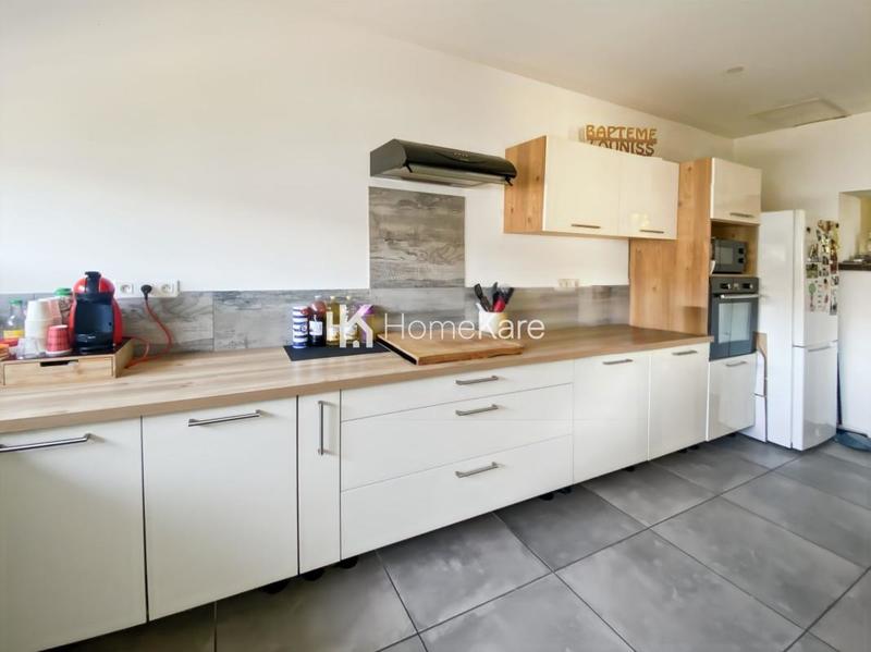 Maison - 100 m² - 5 pièces