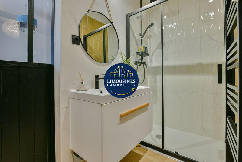 Villa - 322 m² - 11 pièces