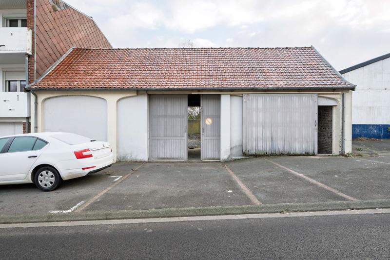 Local d'activité / Entrepôt - 71 m²