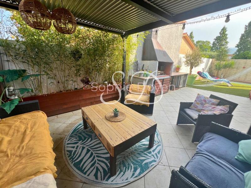 Maison - 125 m² - 6 pièces