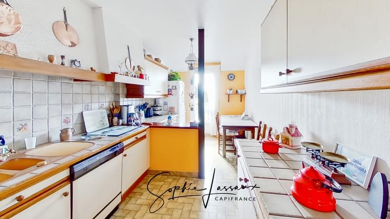 Appartement - 79 m² - 4 pièces