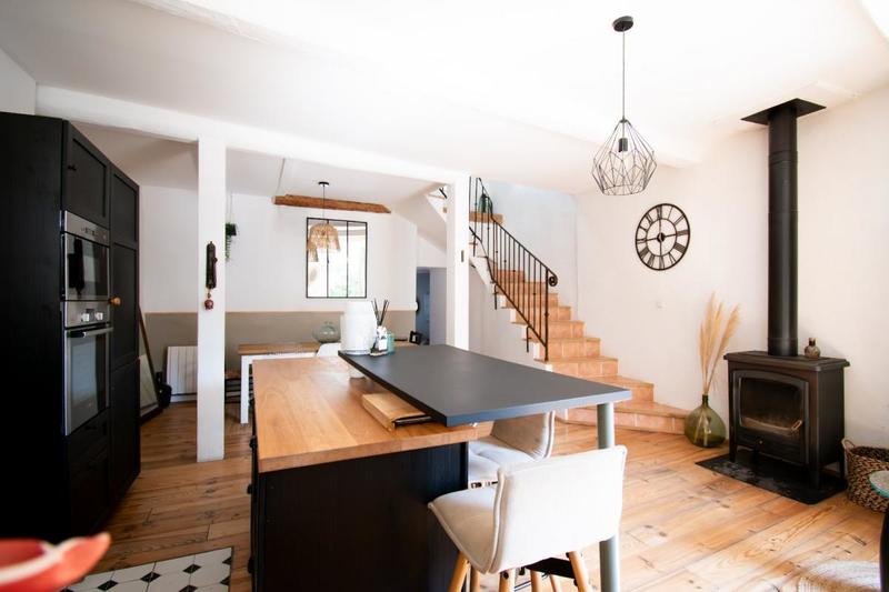 Maison - 200 m² - 5 pièces