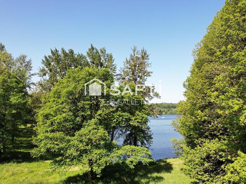 Maison - 241 m² - 9 pièces