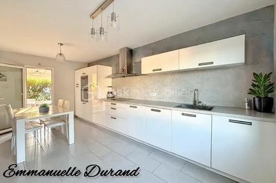 Maison - 170 m² - 7 pièces