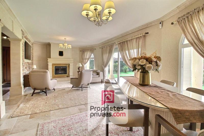 Maison - 135 m² - 5 pièces