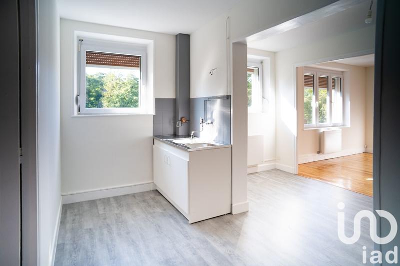 Appartement - 95 m² - 6 pièces