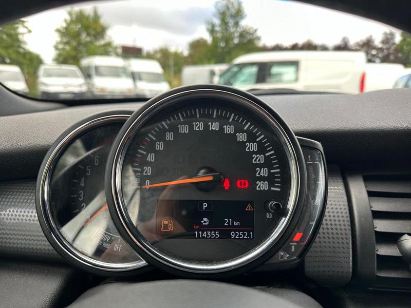 Mini Cabrio III Cabriolet 1.5 Cooper 136 Finition Chili Bva