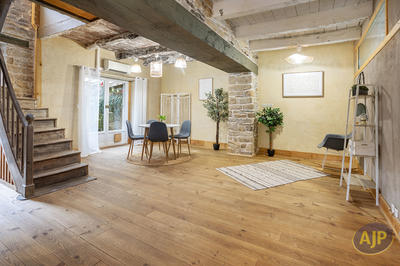 Maison - 150 m² - 7 pièces