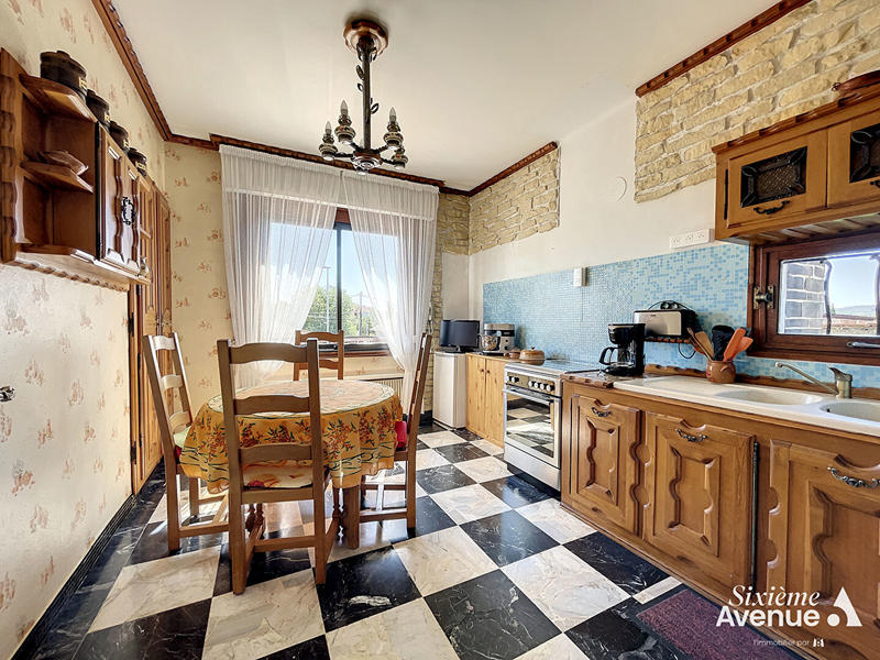 Maison - 120 m² - 5 pièces