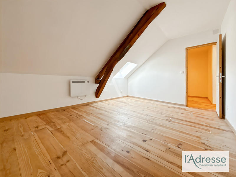 Maison - 91 m² - 4 pièces