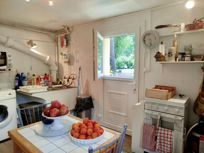 Maison - 245 m² - 11 pièces