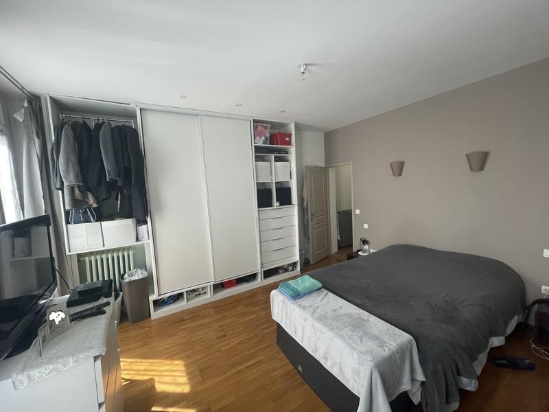 Appartement - 140 m² - 5 pièces