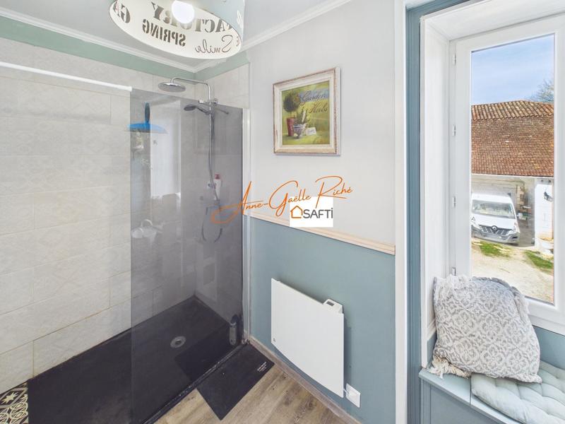 Maison - 145 m² - 12 pièces