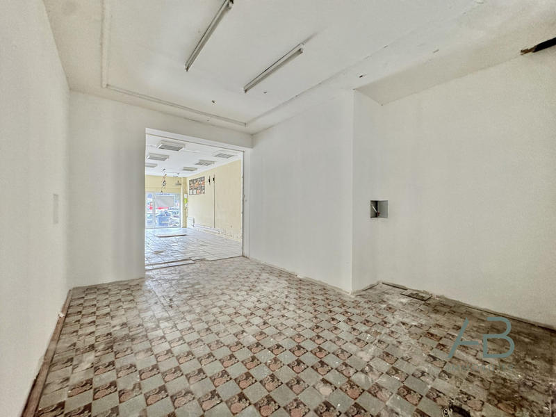 Local commercial - 92 m²