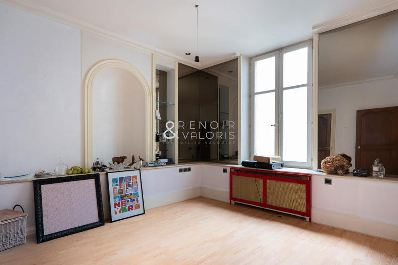 Appartement - 140 m² - 5 pièces