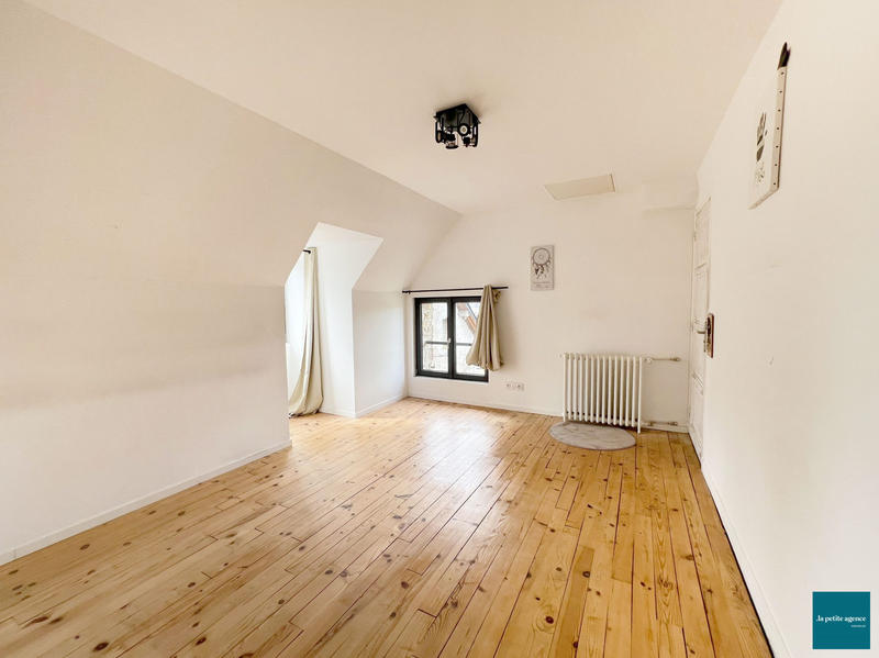 Maison ancienne - 131 m² - 6 pièces
