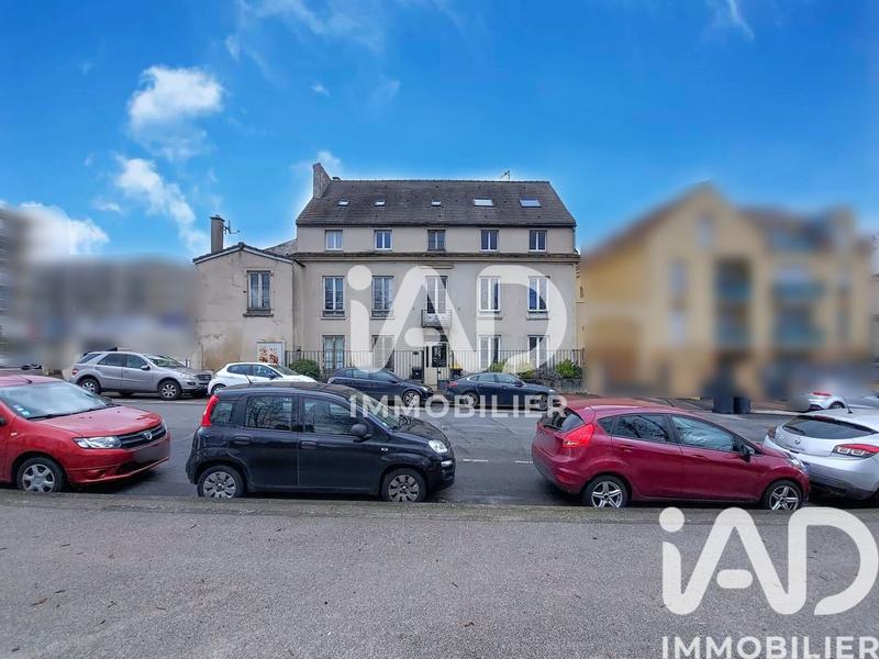 Studio - 30 m² - 1 pièce