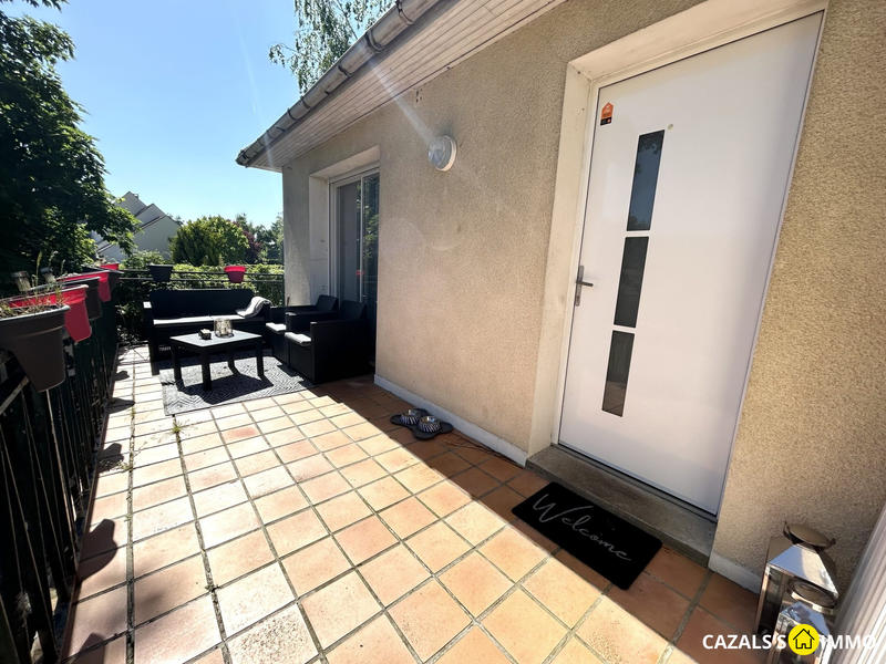 Maison traditionnelle - 87 m² - 4 pièces