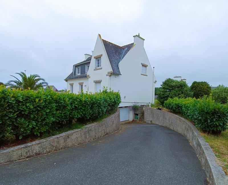 Maison - 144 m² - 6 pièces